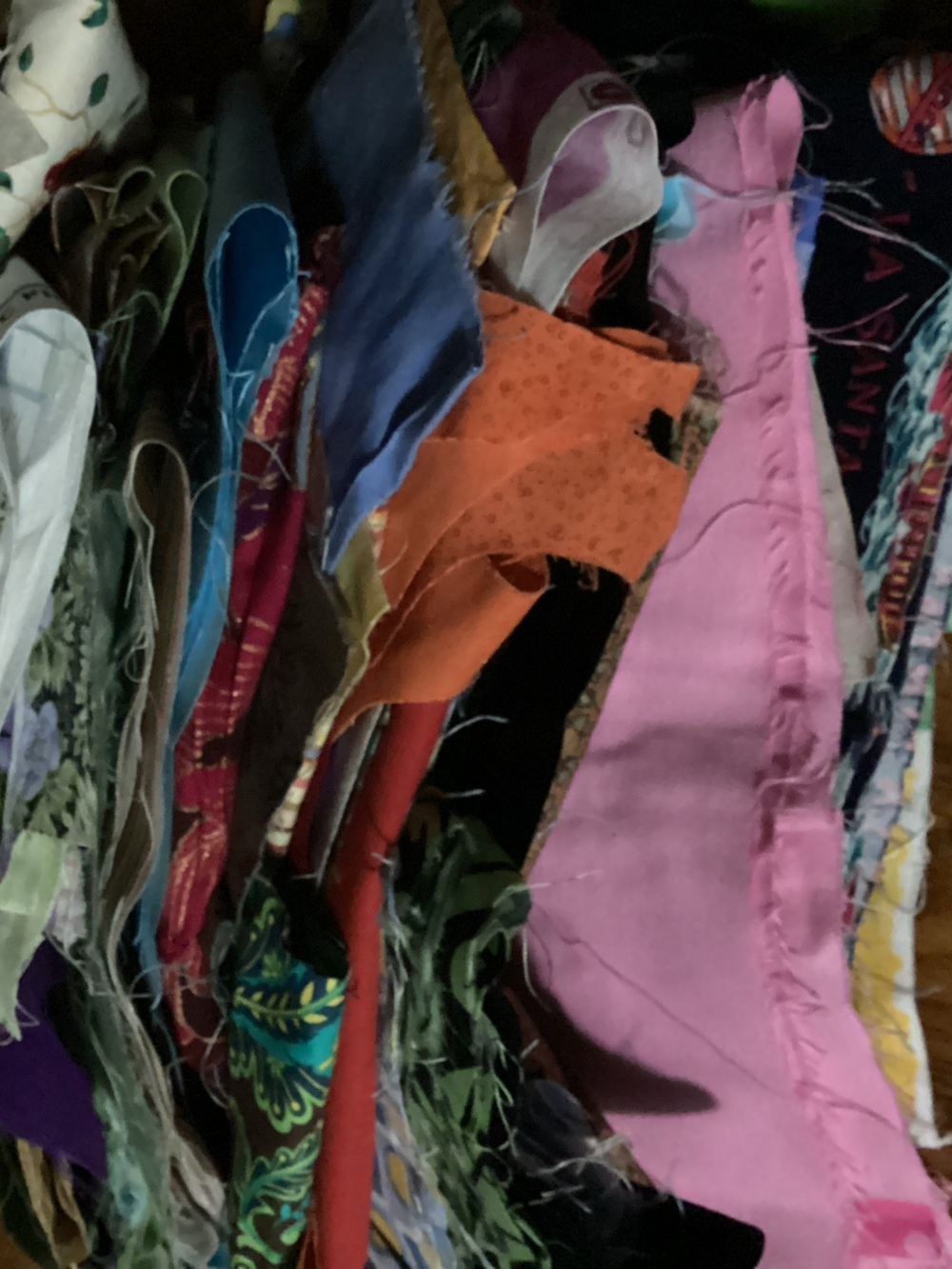 9 yards of Quilter’s scraps